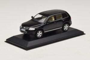 Volkswagen Touareg 7L Zwart Minichamps 1:43 TOUAREG002 Metaal — afbeelding 2 van 5
