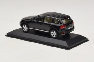Volkswagen Touareg 7L Zwart Minichamps 1:43 TOUAREG002 Metaal — afbeelding 3 van 5