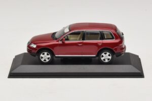 Volkswagen Touareg 7L Rood Minichamps 1:43 TOUAREG003 Metaal