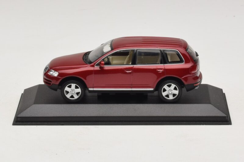 Volkswagen Touareg 7L Rood Minichamps 1:43 TOUAREG003 Metaal