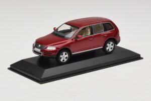 Volkswagen Touareg 7L Rood Minichamps 1:43 TOUAREG003 Metaal — afbeelding 2 van 5