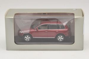 Volkswagen Touareg 7L Rood Minichamps 1:43 TOUAREG003 Metaal — afbeelding 5 van 5