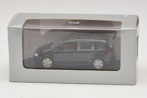 Volkswagen Touran 1T Zwart Minichamps 1:43 TOURAN005 Metaal — afbeelding 5 van 5