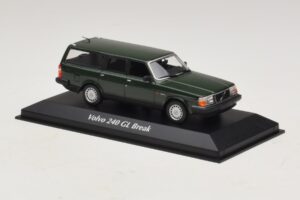Volvo 240 GL Stationwagon Donkergroen Maxichamps 1:43 940171411 Metaal — afbeelding 3 van 5