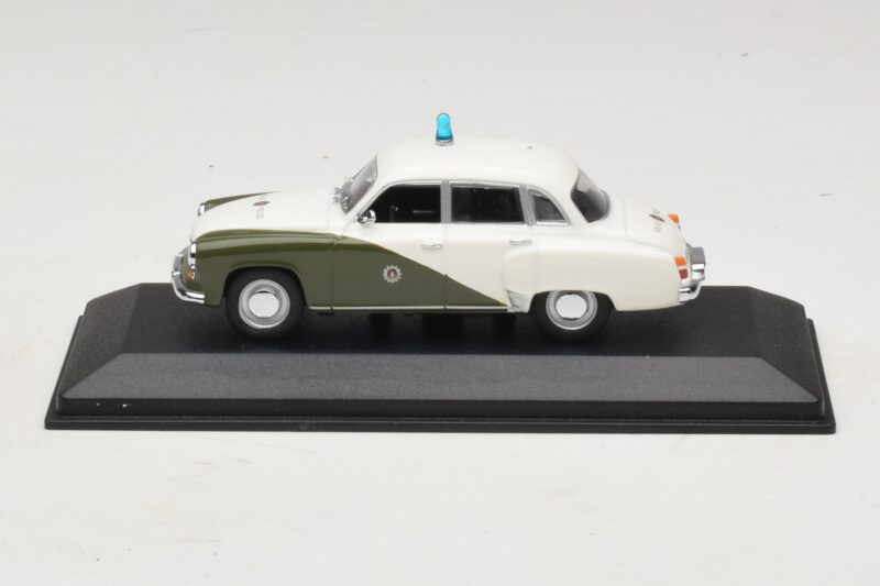 Wartburg A311 Volkspolizei Minichamps 1:43 430015990 Metaal